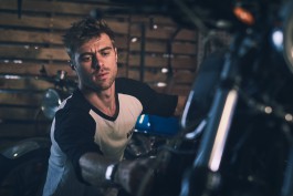 FLORIAN BISON | PHOTOGRAPHER & DIRECTOR