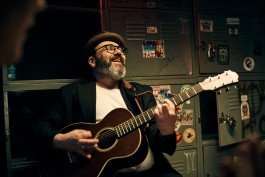 FLORIAN BISON | PHOTOGRAPHER & DIRECTOR